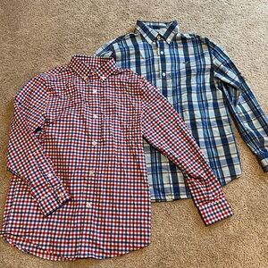 Boys size small vineyard vines performance button down shirt bundle.